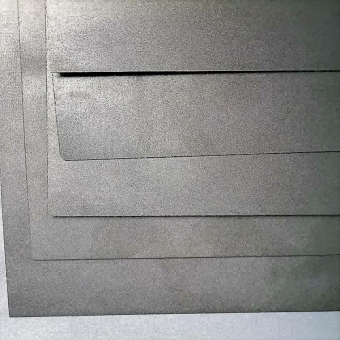 Stainless steel foam